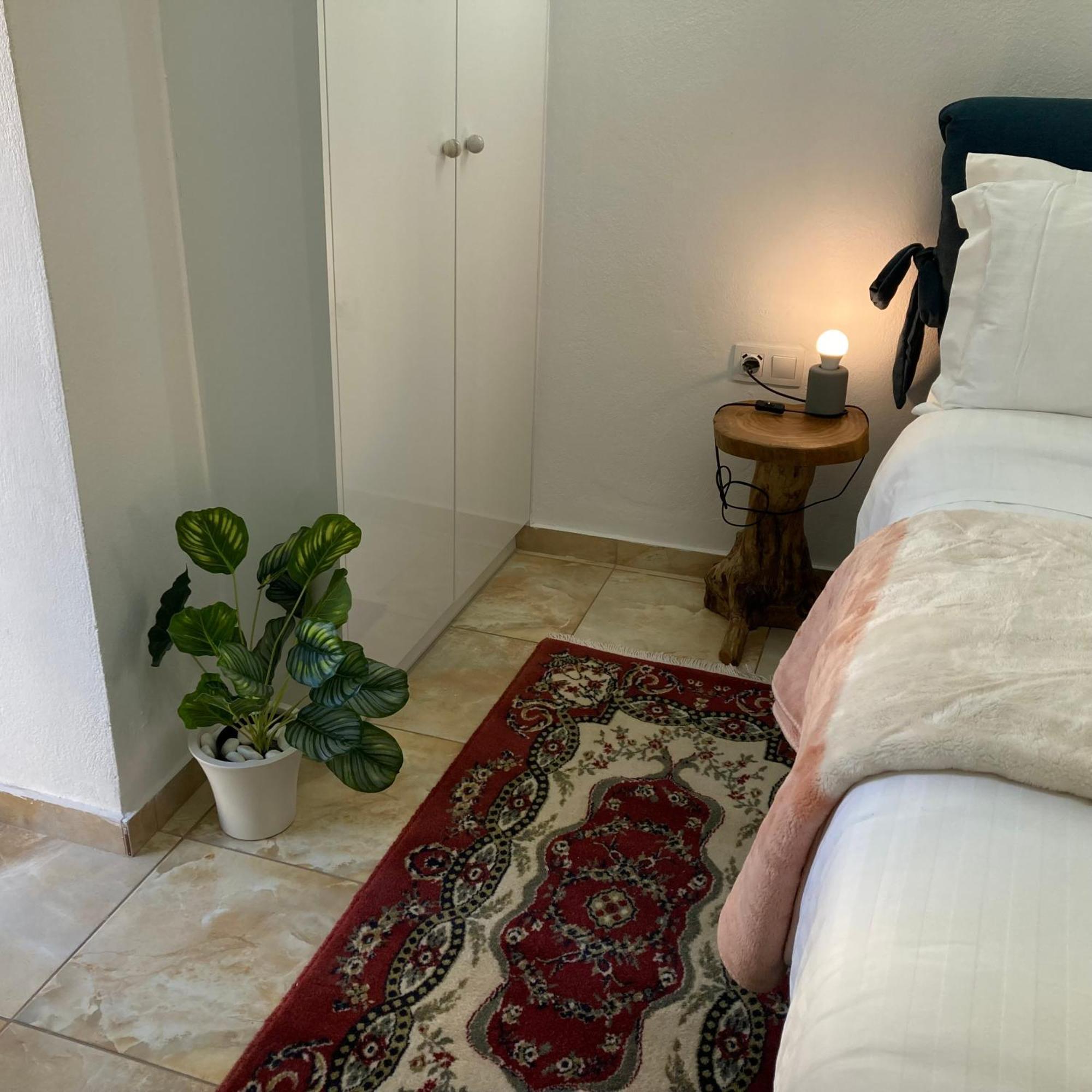 Lucky Suites (Adults Only) Ретимно Екстериор снимка